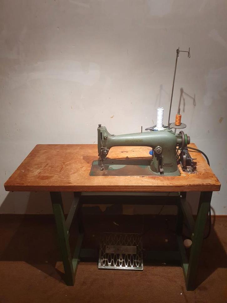 Gebruikte Husqvarna Naaimachine, Antiek en Kunst, Antiek | Naaimachines, Ophalen