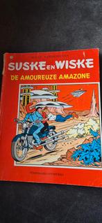 Suske en Wiske - De Amoureuze Amazone, Boeken, Eén stripboek, Ophalen of Verzenden, Gelezen, Willy Vandersteen
