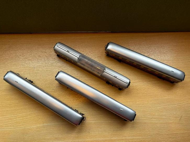 Märklin TEE Wagons - 4 Stuks, Hobby en Vrije tijd, Modeltreinen | H0, Gebruikt, Wagon, Wisselstroom, Märklin, Ophalen of Verzenden