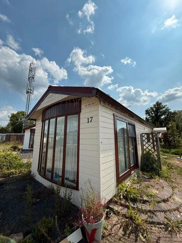Chalet geïsoleerd en centrale verwarming beschikbaar voor biedingen