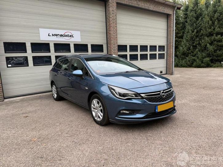 Opel Astra Online Edition Cruise Navi Clima NAP ! (bj 2017), Auto diversen, Schadeauto's, Opel, Handgeschakeld, Benzine, Overige carrosserieën