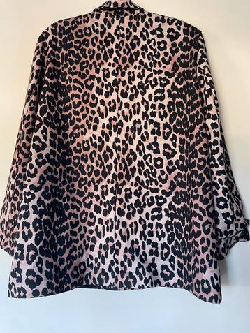 Ambika Blazer Maat M Tijgerprint beschikbaar voor biedingen