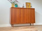 Vintage highboard wandkast teak hout jaren 50/60/70, Ophalen, 100 tot 150 cm, Teakhout, Minder dan 150 cm