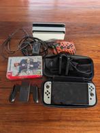 Nintendo Switch OLED in Great Condition, Met games, Met 2 controllers, Zo goed als nieuw, Switch OLED