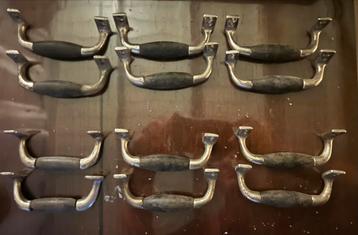 6 Antieke Raamgrepen Tonmodel Jaren '30 beschikbaar voor biedingen