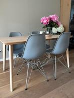 4 grijze designstoelen zgan, Ophalen, Kunststof, Zo goed als nieuw, Vier