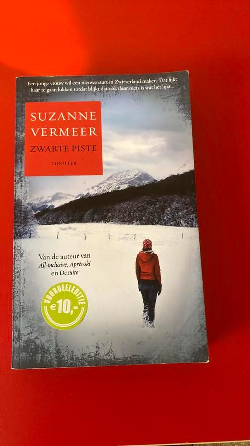 Suzanne Vermeer - Zwarte piste, Boeken, Thrillers, Zo goed als nieuw, Nederland, Ophalen of Verzenden
