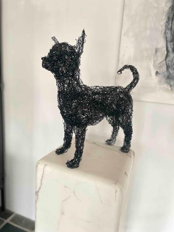 Uniek kunstwerk - Chihuahua -  zwart 45 cm met certificaat beschikbaar voor biedingen