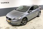 Volvo V40 2.0 T3 NORDIC+  1e eigen.-Dealer onderh. NL Auto-T, 65 €/maand, Gebruikt, Euro 6, 4 cilinders