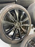 Tesla Model 3 Velgen 19 inch met Hankook Banden, Auto-onderdelen, Banden en Velgen, 19 inch, Gebruikt, Verzenden, Banden en Velgen