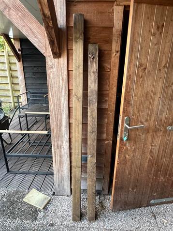 Tuinpaal 2 stuks beschikbaar voor biedingen