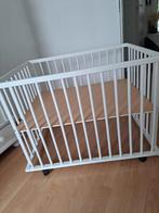 Kinderbox wit op wieltjes., Kinderen en Baby's, Ophalen, Zo goed als nieuw, Rechthoekig, Wieltjes
