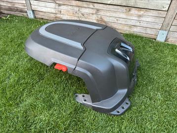 Gardena garage robotmaaier beschikbaar voor biedingen