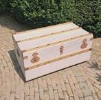 Hutkoffer vintage kist op wieltjes, Antiek en Kunst, Ophalen