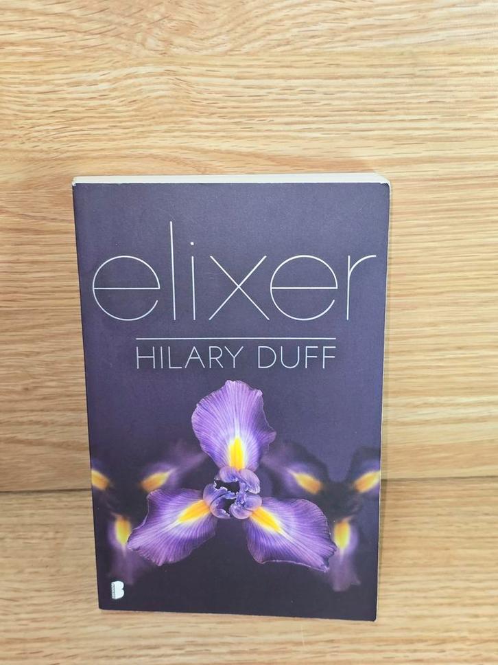 Elixer - Hilary Duff - Roman, Boeken, Romans, Zo goed als nieuw, Nederland, Ophalen of Verzenden