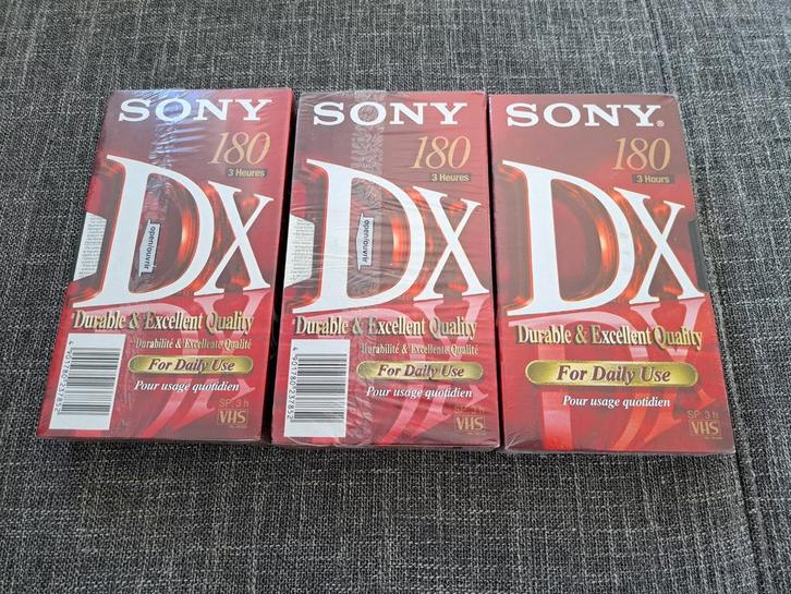 3 Nieuwe Sony DX 180 VHS Videobanden, Cd's en Dvd's, VHS | Film, Nieuw in verpakking, Overige genres, Alle leeftijden, Ophalen of Verzenden