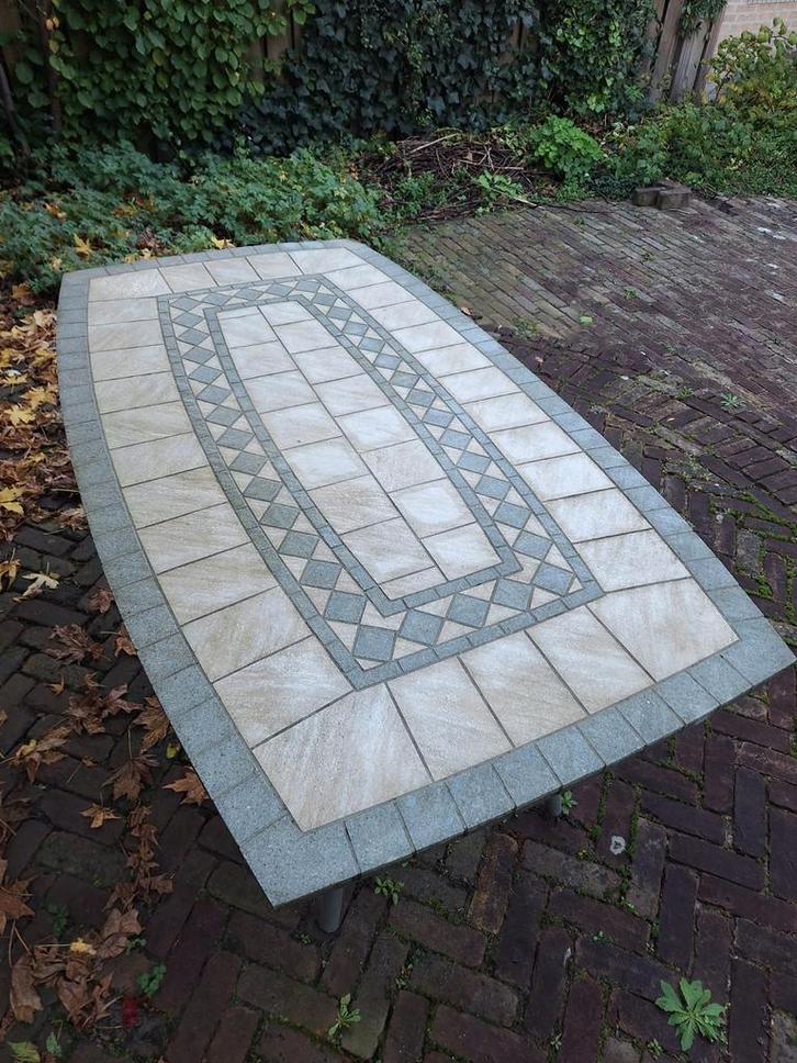 Mooie ovale tuintafel, Tuin en Terras, Tuintafels, Gebruikt, Ovaal, Overige materialen, Ophalen