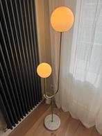 Slimme Lamp met Philips Hue - App Bediening, Huis en Inrichting, Lampen | Vloerlampen, Ophalen, Zo goed als nieuw, Metaal, 150 tot 200 cm