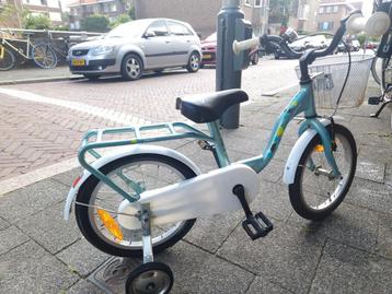 Toddler bike with removable side wheels beschikbaar voor biedingen