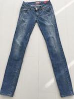 Als nieuw super gave blauwe jeans MET maat 27 xs, Kleding | Dames, Spijkerbroeken en Jeans, Blauw, W27 (confectie 34) of kleiner