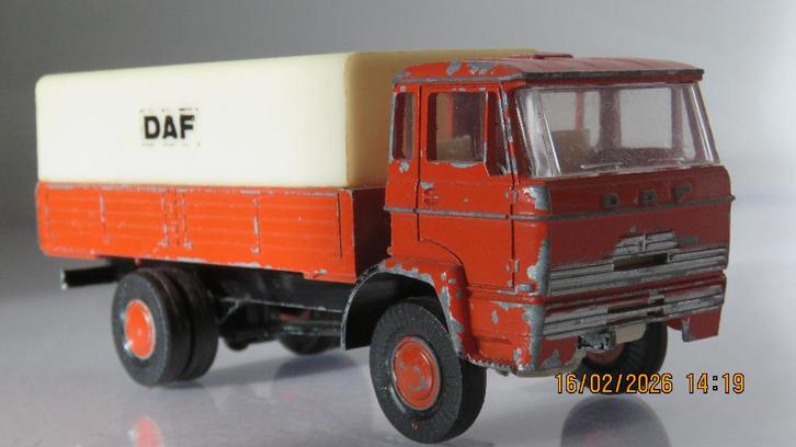 Lion Car Daf 2800 met huif, schaal 1.50, Hobby en Vrije tijd, Modelauto's | 1:43, Gebruikt, Bus of Vrachtwagen, Overige merken