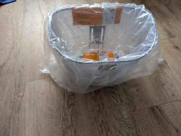 Fietsmand Toscane van New Looxs, nieuw in verpakking beschikbaar voor biedingen