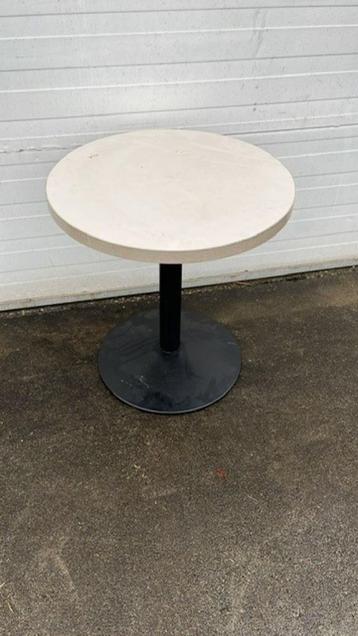 horeca bistro tafel rond 70 cm wit middenpoot zwart beschikbaar voor biedingen