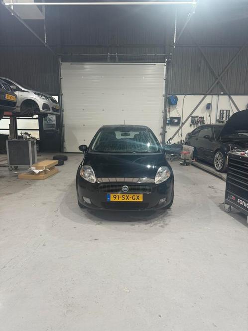 Fiat Punto, Auto's, Fiat, Particulier, Punto, Benzine, B, Hatchback, Handgeschakeld, Origineel Nederlands, Zwart, Voorwielaandrijving