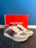 NIEUWE Laura Biagiotti sneakers dames 39, Kleding | Dames, Schoenen, Ophalen of Verzenden, Nieuw, Sneakers of Gympen