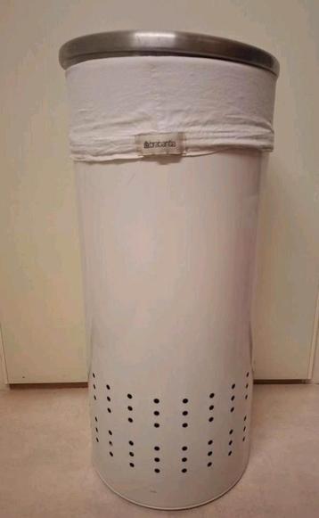 Gratis brabantia wasmand met waszak beschikbaar voor biedingen