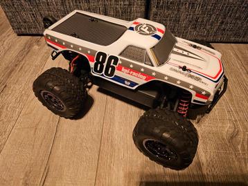 2x Nieuwe Hpi Savage XS incl lipo/lader beschikbaar voor biedingen