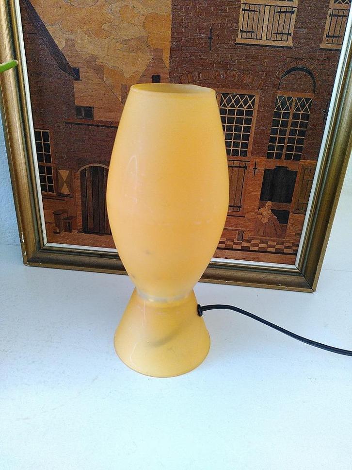 Vintage tafellamp "van de Heg", Huis en Inrichting, Lampen | Tafellampen, Gebruikt, Minder dan 50 cm, Glas, Ophalen of Verzenden