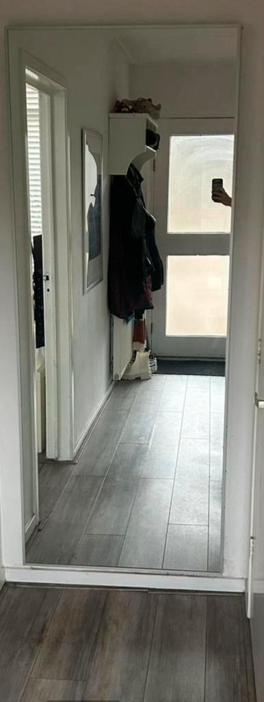 MOOIE GROTE TRENDY EN TIJDLOZE SPIEGEL ZILVER, Huis en Inrichting, Woonaccessoires | Spiegels, Zo goed als nieuw, Rechthoekig
