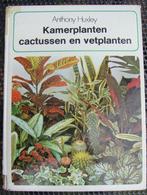 kamerplanten , cactussen en vetplanten - 133 blz., Gelezen, Ophalen of Verzenden, Kamerplanten