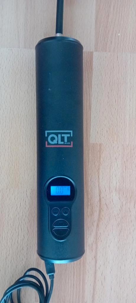 QLT Draagbare Luchtpomp - Compact & Handig, Auto diversen, Jumpstarters, Gebruikt, Ophalen of Verzenden