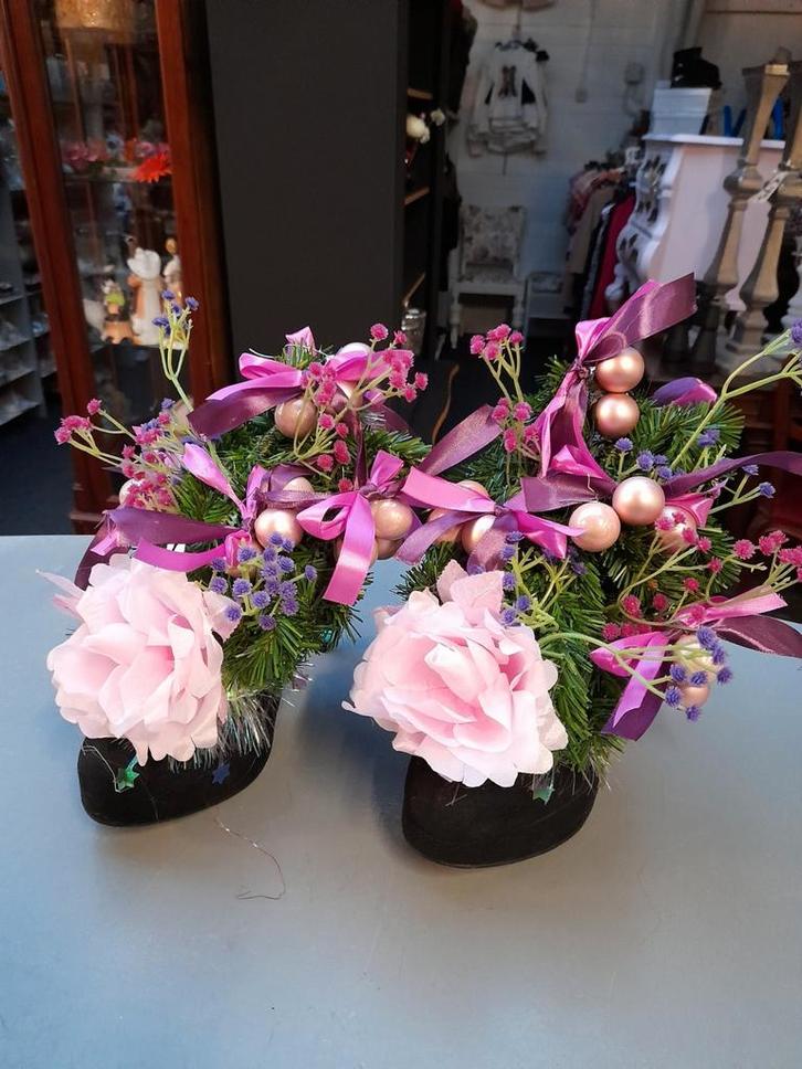 Set opgemaakte kerst pumps, Huis en Inrichting, Woonaccessoires | Kunstplanten en Kunstbloemen, Zo goed als nieuw, Binnen, Ophalen of Verzenden