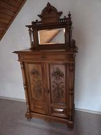 Vertico met opstand 1880 noten buffetkast, Ophalen