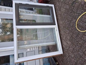 Tekoop raam kozijn  beschikbaar voor biedingen