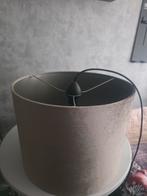 3 Taupe Bruine Velvet Lampenkappen, Ophalen, 25 tot 50 cm, Rond, Zo goed als nieuw