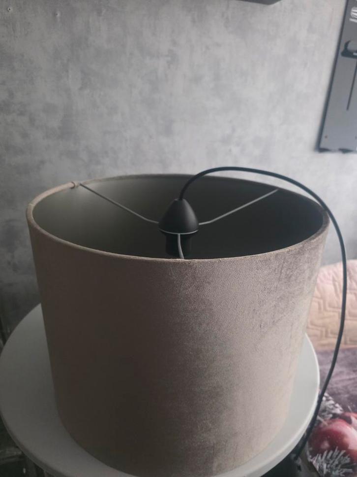 3 Taupe Bruine Velvet Lampenkappen, Huis en Inrichting, Lampen | Lampenkappen, Zo goed als nieuw, 25 tot 50 cm, Rond, Beige, Bruin