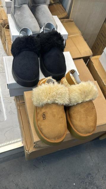UGG Pantoffels beschikbaar voor biedingen