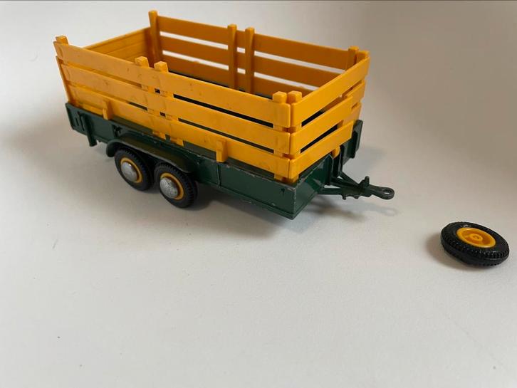 Model aanhanger tandemasser Britains 1/32 9533 salop trailer, Hobby en Vrije tijd, Modelauto's | 1:32, Gebruikt, Tractor of Landbouw