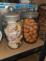 2 grote stopflessen, Ophalen