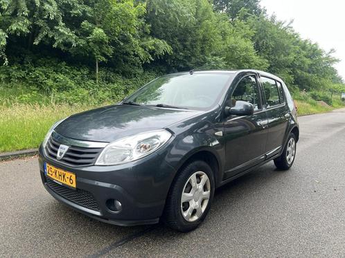 Dacia Sandero 1.2 AIRCO-NIEUWE APK, Auto's, Dacia, Bedrijf, Te koop, Sandero, ABS, Airbags, Airconditioning, Alarm, Boordcomputer
