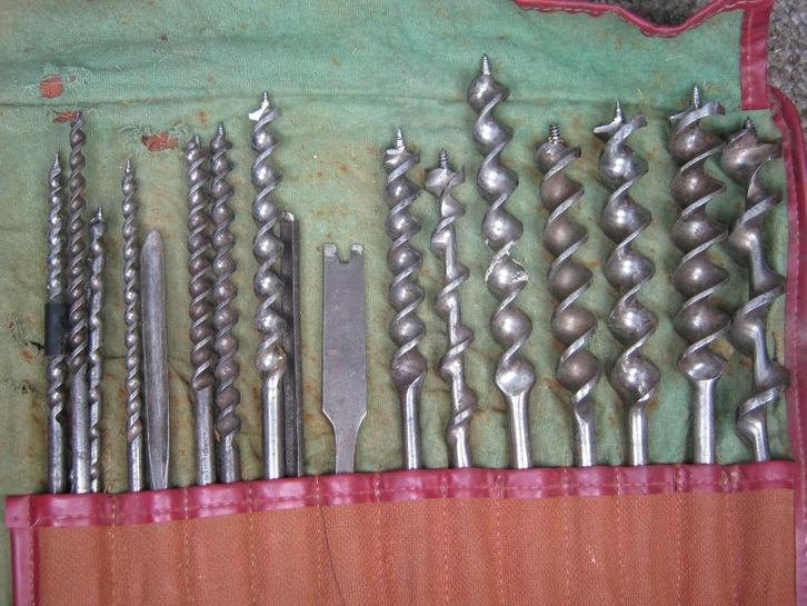 Boren (voor omslag).  17 stuks, Antiek en Kunst, Antiek | Gereedschap en Instrumenten, Verzenden