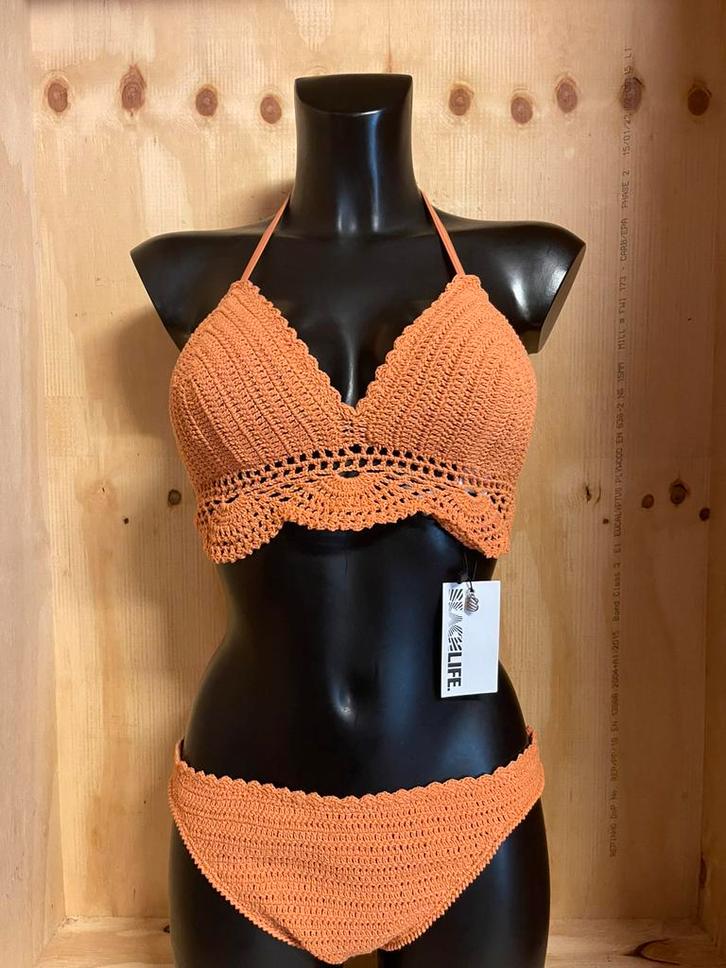 Beachlife halter  bikini 38/40 en 42 /42 sienna crochet, Kleding | Dames, Badmode en Zwemkleding, Nieuw, Bikini, Bruin, Verzenden