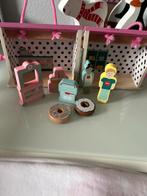 Houten speelgoed,2 verschillende!, Ophalen, Zo goed als nieuw, Poppenhuis
