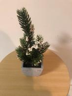 Kleine kunstmatige kerstboom in pot, Diversen, Kerst, Ophalen of Verzenden, Zo goed als nieuw