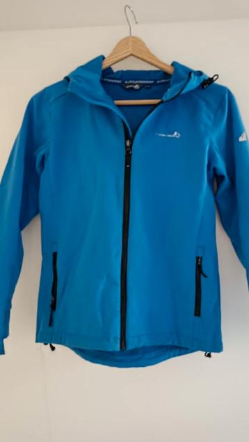 Softshell Herfstjas Maat 152 beschikbaar voor biedingen