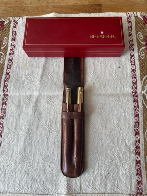 Top Sheaffers Targa 1005+ Le Grand Connaisseur in Mulberry, Verzamelen, Pennenverzamelingen, Zo goed als nieuw, Balpen, Sheaffer